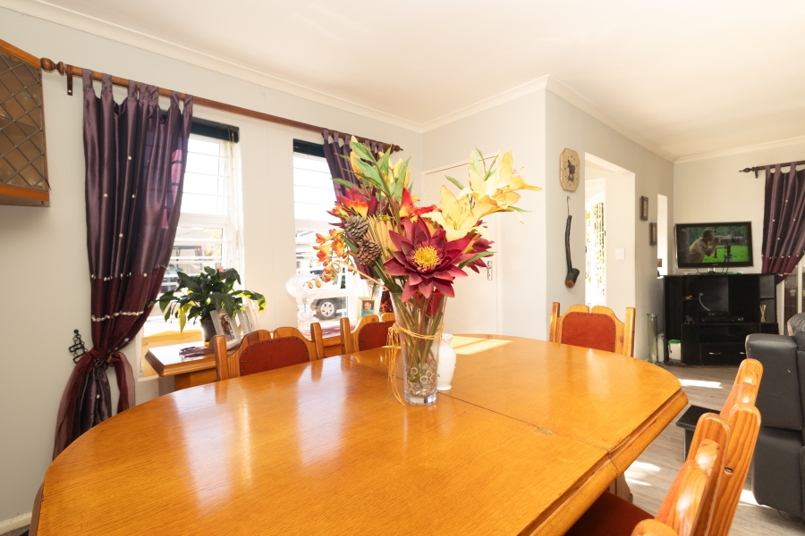 3 Bedroom Property for Sale in Edgemead Western Cape